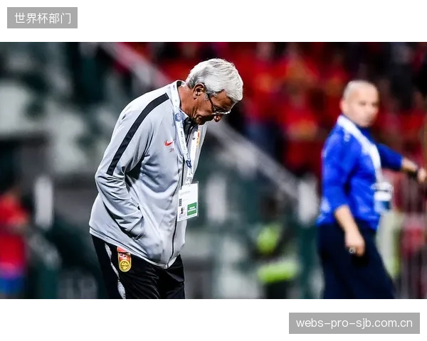 主帅需在奥尔万的支点策应与奈马特的快速冲击之间做出抉择，以应对不同防线特点。